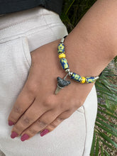 Load image into Gallery viewer, Shark Tooth Bracelet With Flower Femo Beads