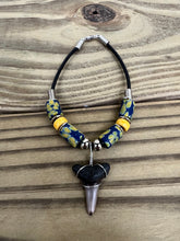 Load image into Gallery viewer, Shark Tooth Bracelet With Flower Femo Beads
