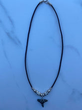 Load image into Gallery viewer, Shark Tooth Necklace White Flower Femo Beads