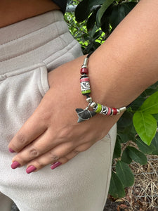 Shark Tooth Bracelet With Peruvian Style Beads