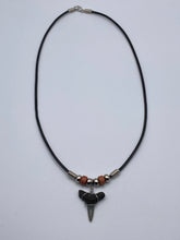 Load image into Gallery viewer, Shark Tooth Necklace With Pink Beads
