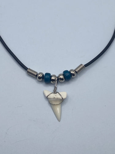 White Shark Tooth Necklace With Dark Blue Beads – Real Shark Tooth Necklaces