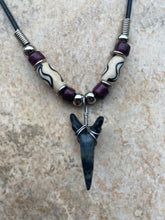 Load image into Gallery viewer, Sandshark Tooth Necklace S Shape Design With Purple Beads
